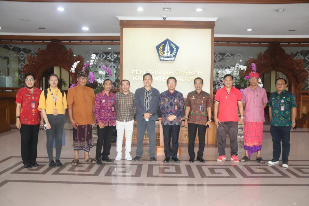 Kembangkan Desa Jadi Wisata Film Dunia Berbasis Budaya